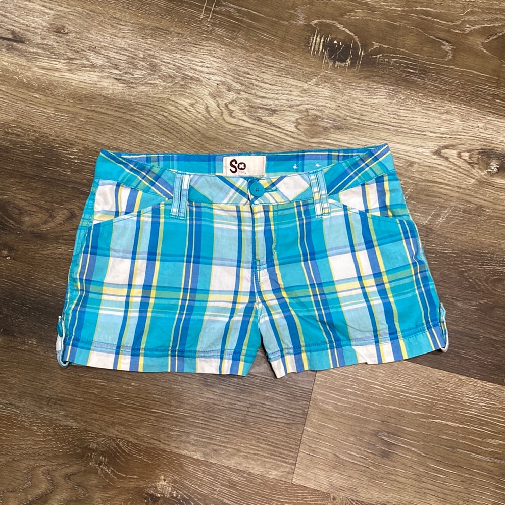SO plaid shorts